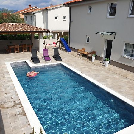 Apartments Klaudija Čižići Extérieur photo