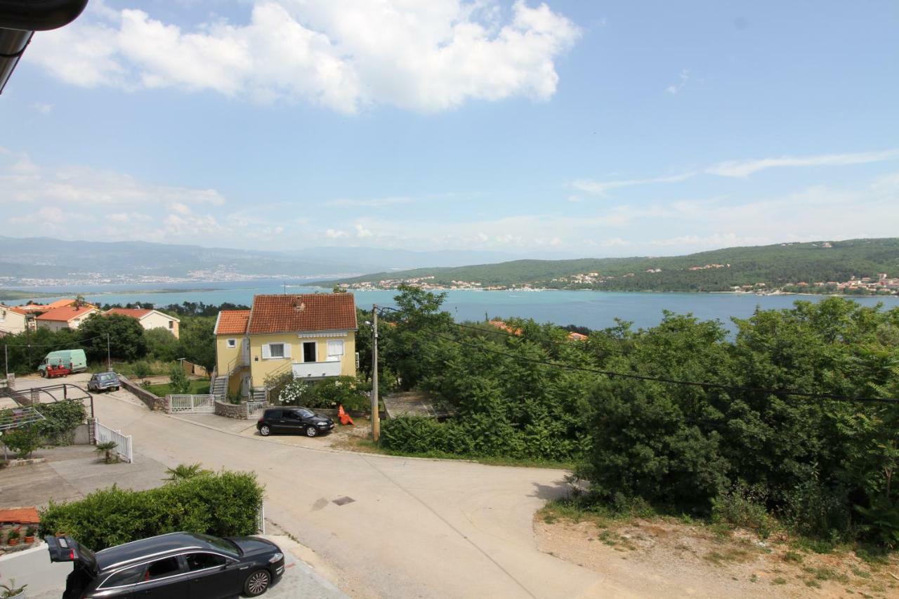 Apartments Klaudija Čižići Extérieur photo